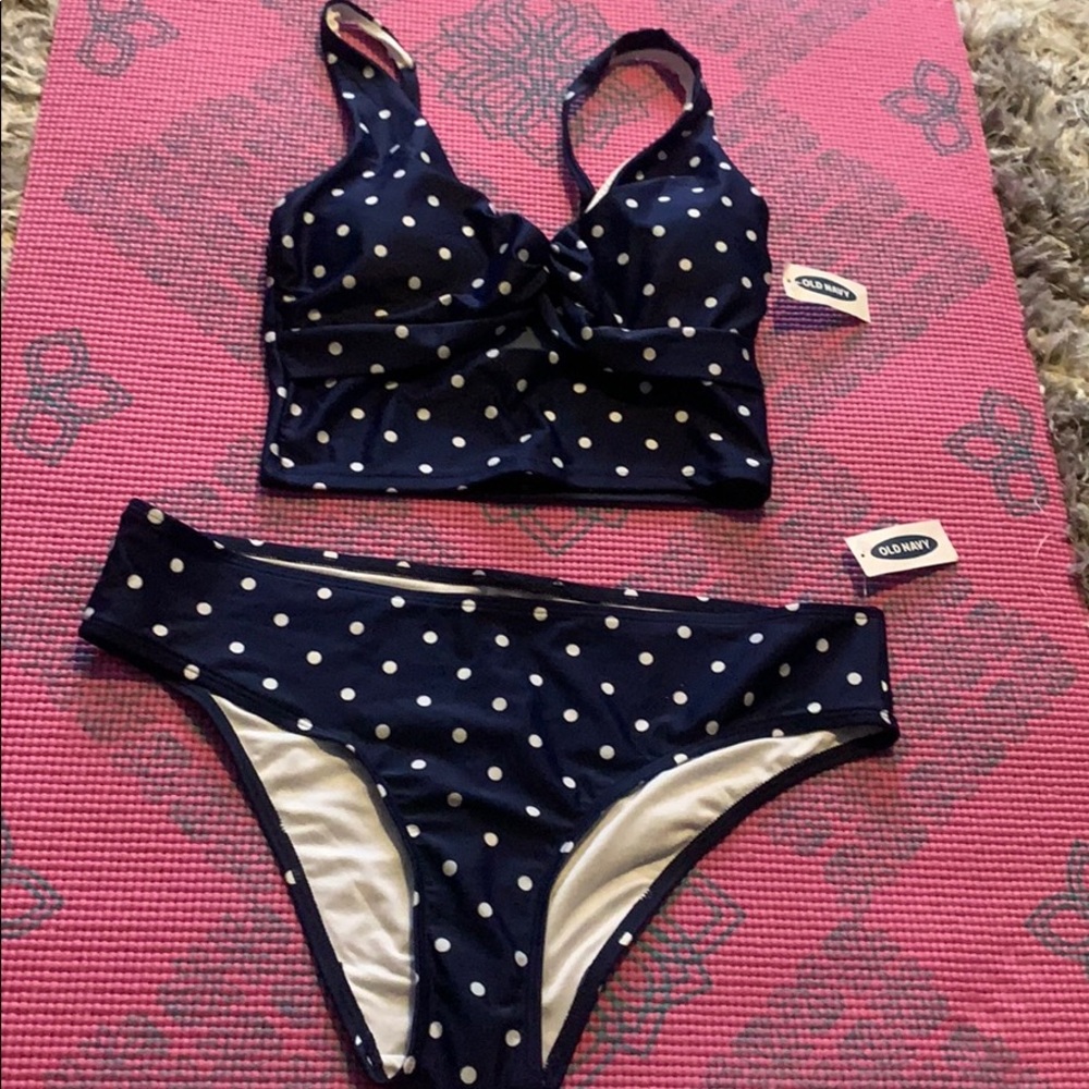 Old Navy bathing suit